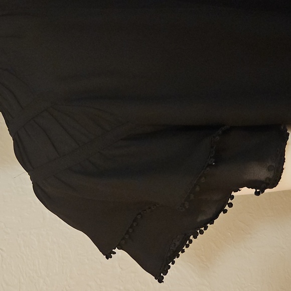 ZAC & RACHEL Black Tiered Short Sleeve Half Button Chiffon Blouse - Picture 7 of 10